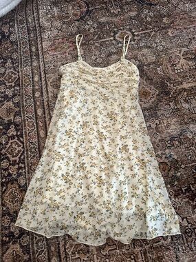 Floral Spaghetti Strap Sundress in Pale Yellow